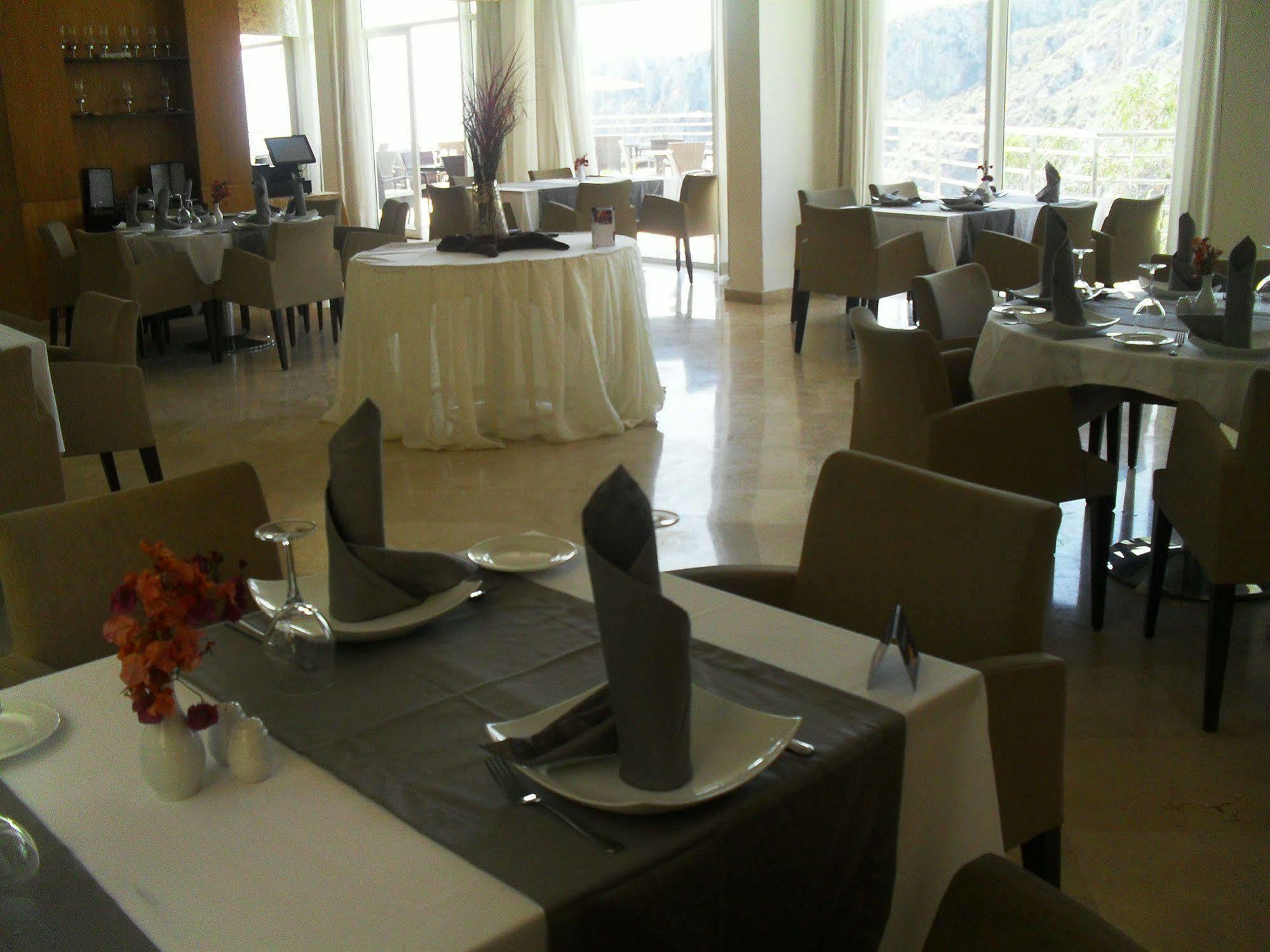 Suites Hotel Mohammed V By Accor Al Hoceima Exterior photo